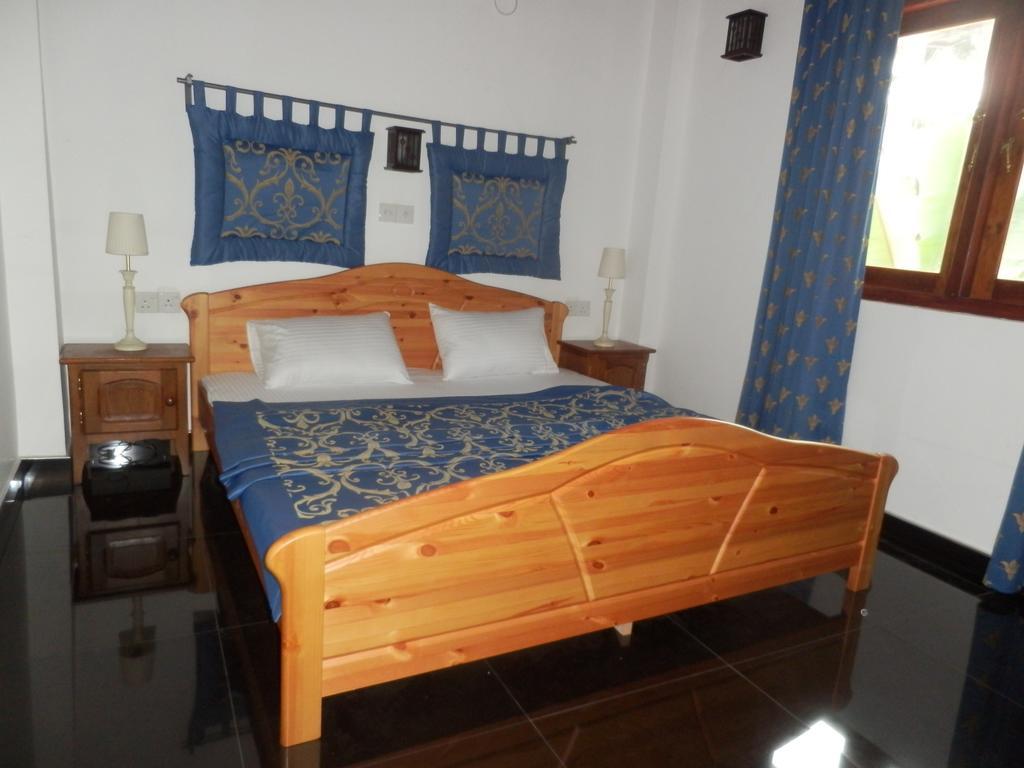 Ronny Cottage Negombo Szoba fotó