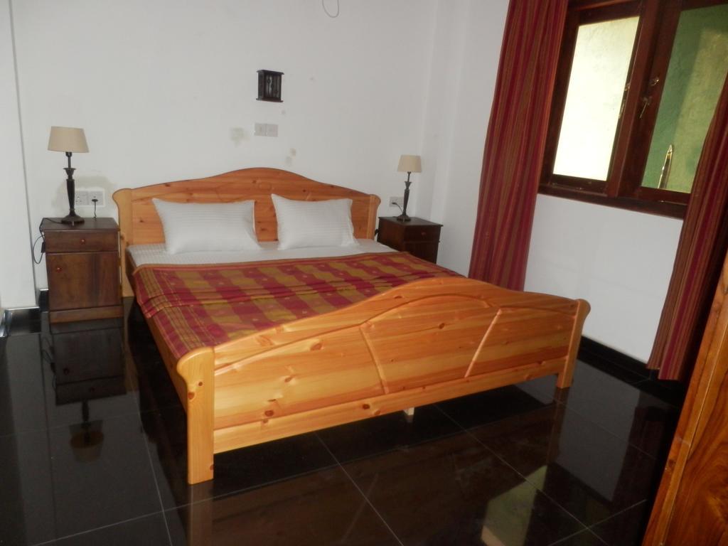 Ronny Cottage Negombo Szoba fotó