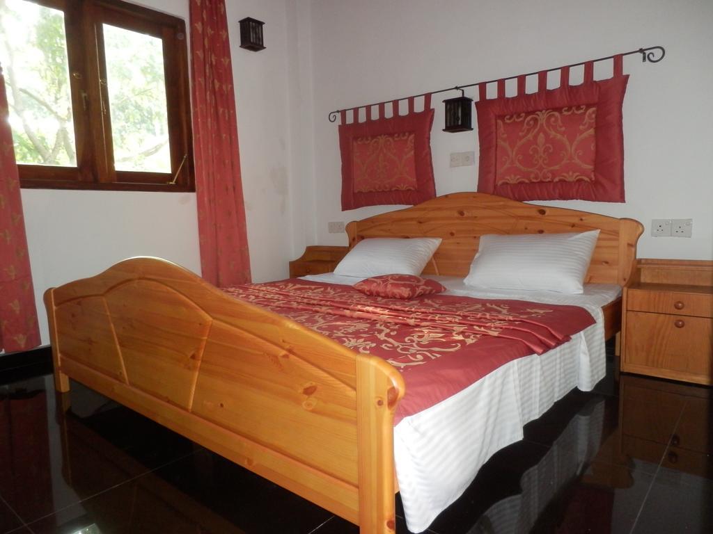 Ronny Cottage Negombo Szoba fotó